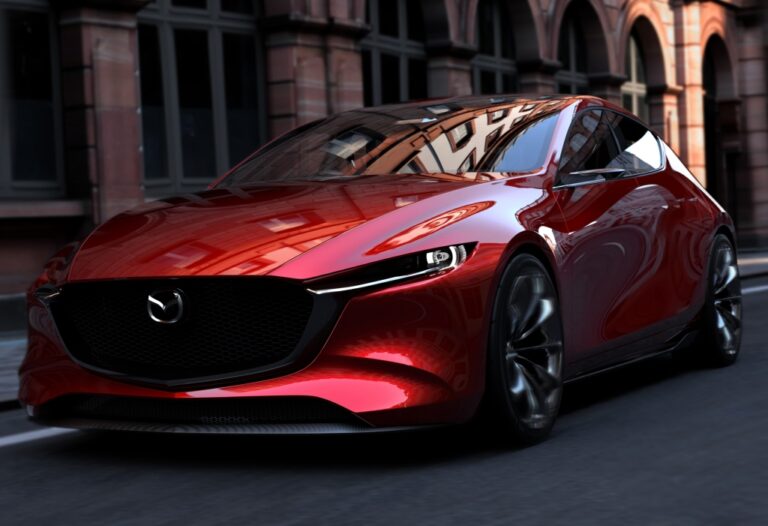 Mazda 3 jako dvoudveřové kupé? Patentové snímky odhalují nečekanou novinku