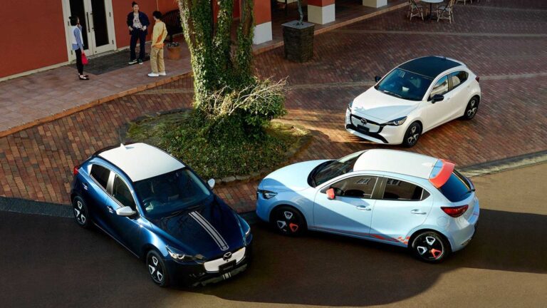 Mazda 2 prošla modernizací, ta nabízí více než 198 kombinací barev
