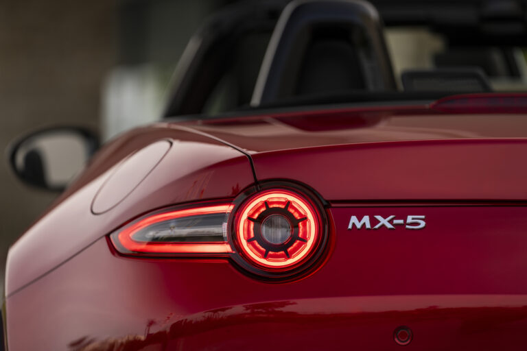 Mazda pracuje na nové MX-5, má nabídnout Skyactiv-Z a&nbsp;hmotnost pod tunu