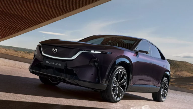 Další model do počtu? Nová Mazda CX-6e zaujme designem, ale technikou spíš ne
